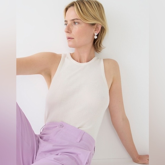 J Crew TENCEL™ lyocell-blend shell top
Item BO155 - Picture 3 of 4